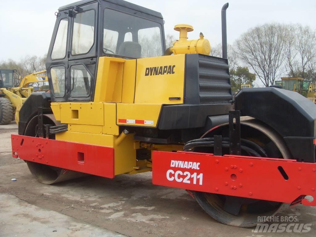 Dynapac CC 211 Çift tamburlu silindirler