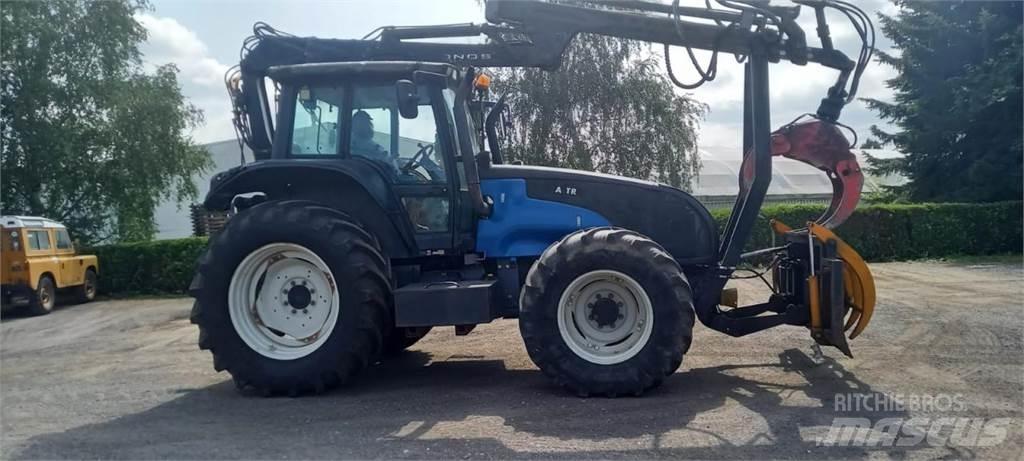 Valtra T130 Traktörler