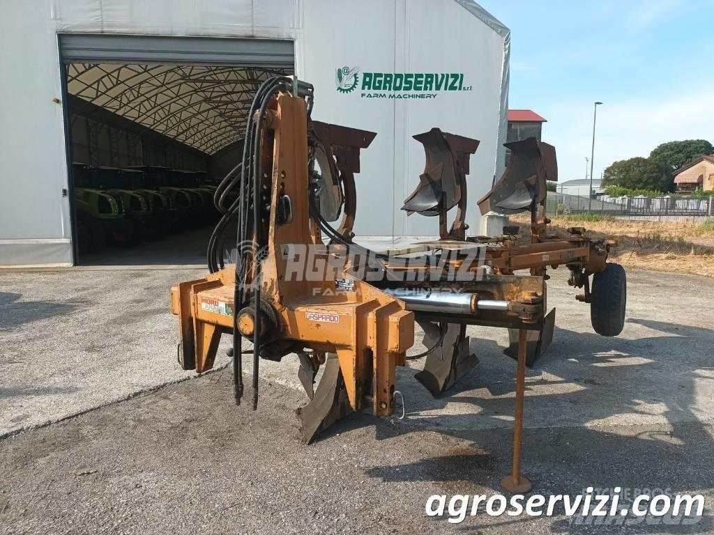  MORO ARATRI 20 APVFS Keski pullukları