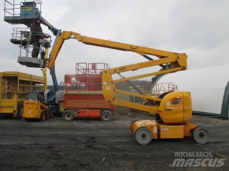 Manitou 170AETJ Körüklü personel platformları