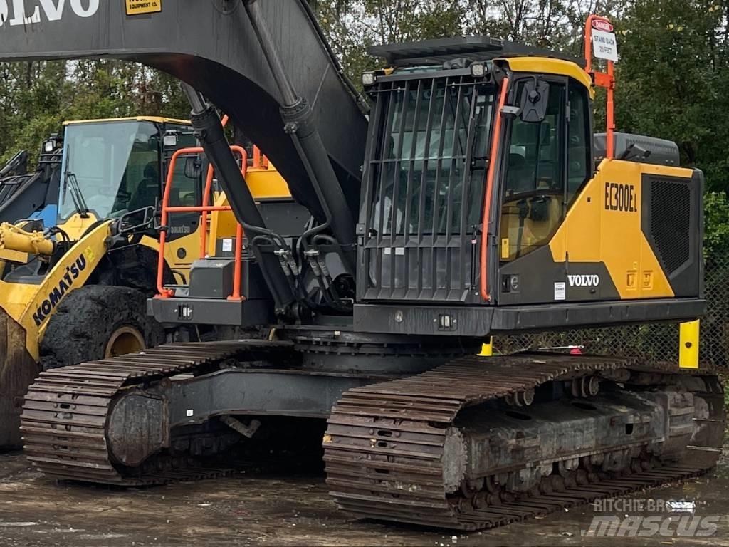 Volvo EC 300 EL Paletli ekskavatörler