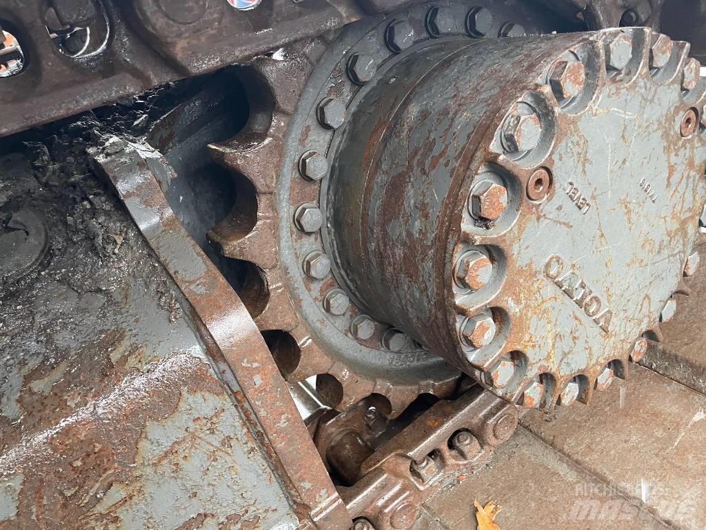 Volvo EC 300 EL Paletli ekskavatörler