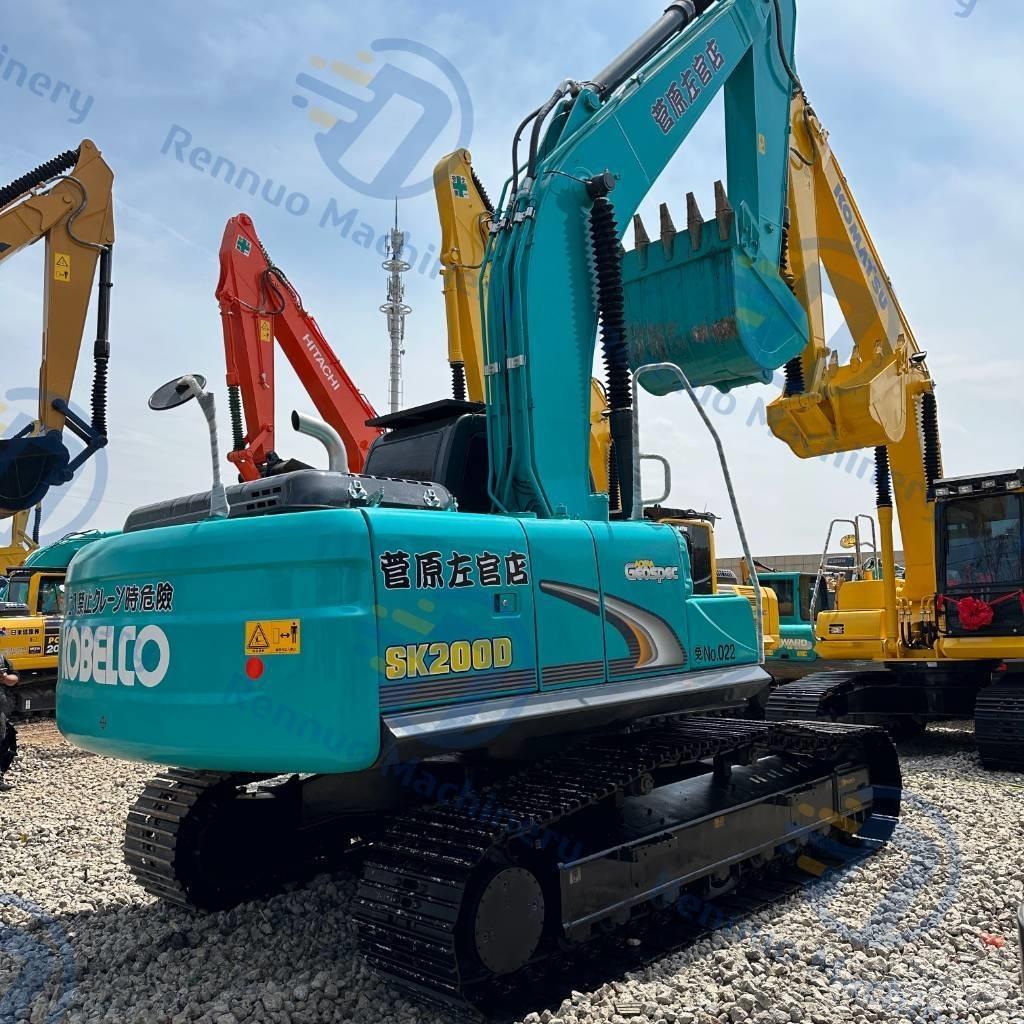Kobelco SK 200 Paletli ekskavatörler