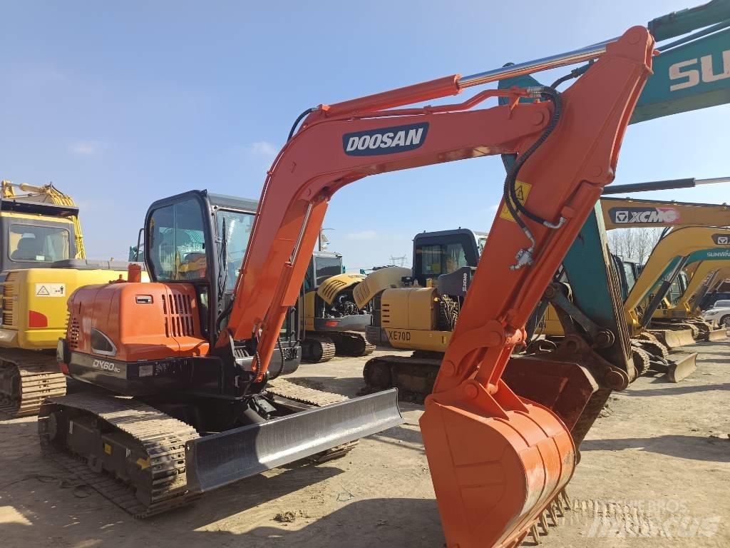 Doosan DX60-9C Paletli ekskavatörler