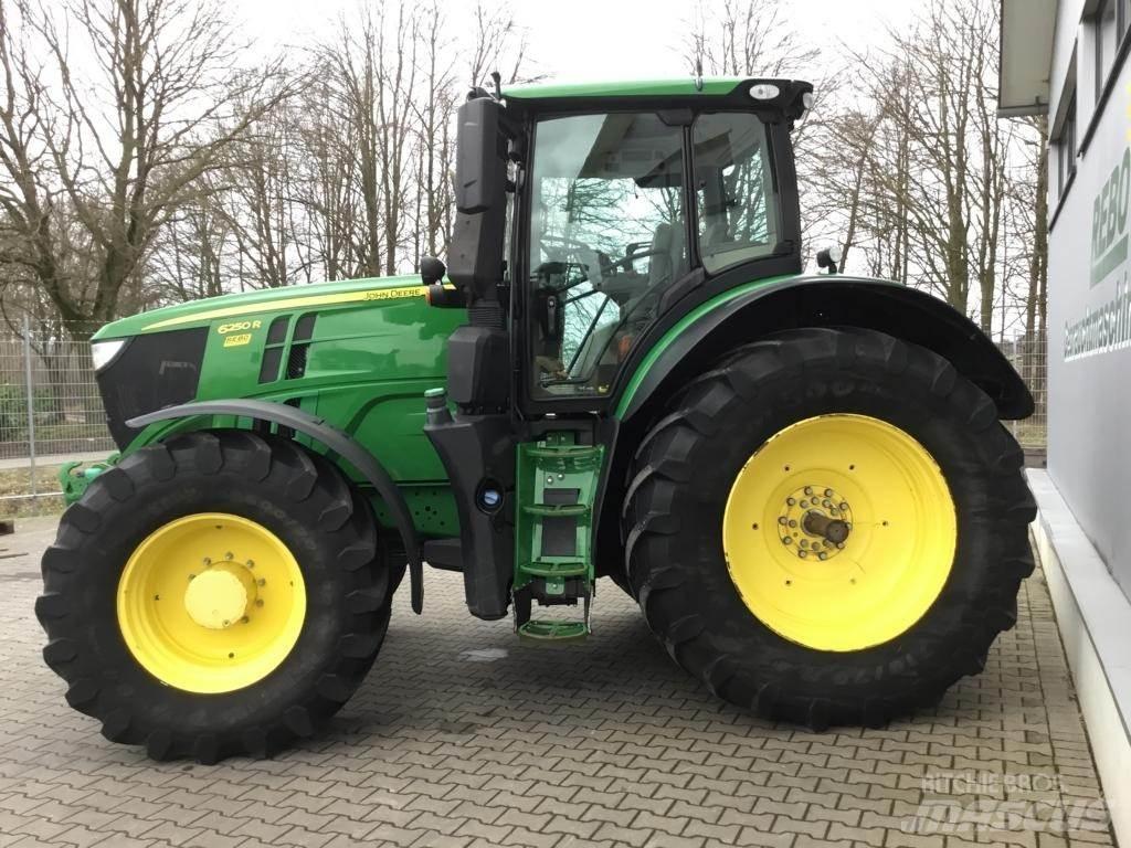 John Deere 6250R Traktörler