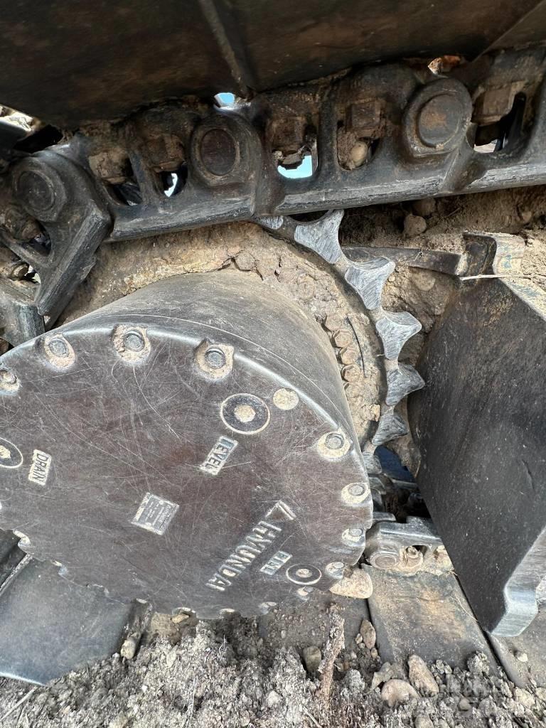 Hyundai HX 260 L Paletli ekskavatörler