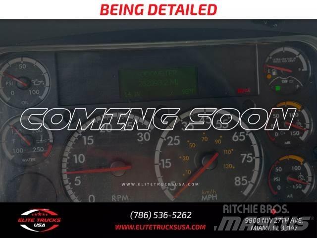 Freightliner M106 Diger kamyonlar