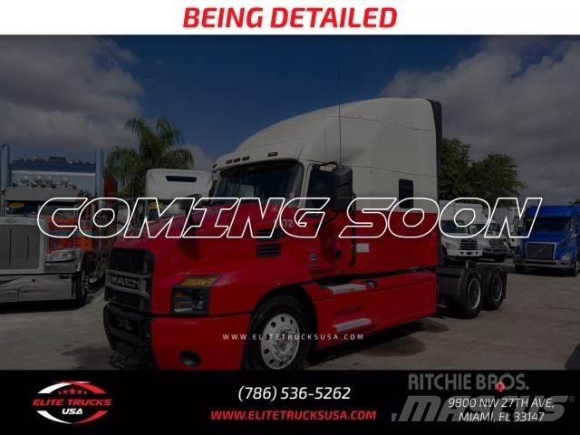 Mack Anthem Diger kamyonlar