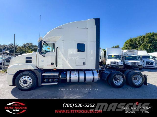 Mack Anthem Diger kamyonlar