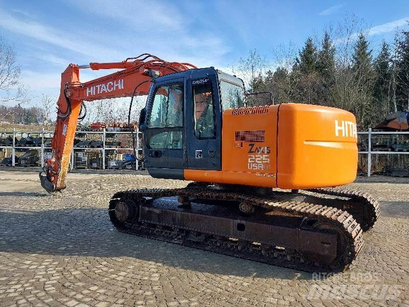 Hitachi ZX225USRLC Paletli ekskavatörler