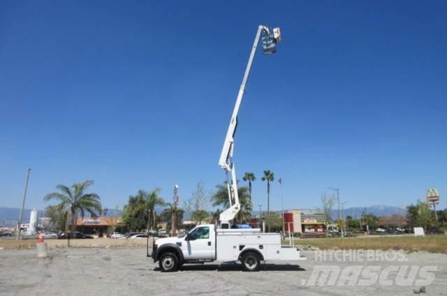 Ford F450 Araç üstü platformlar