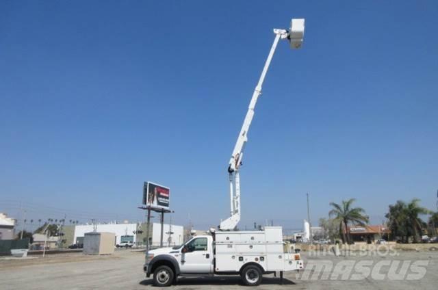 Ford F550 Araç üstü platformlar