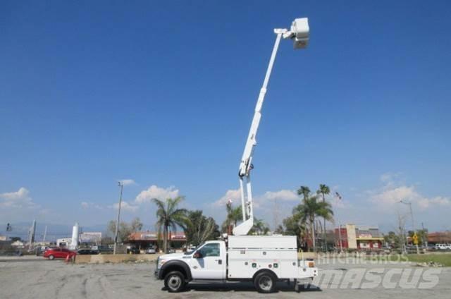 Ford F550 Araç üstü platformlar