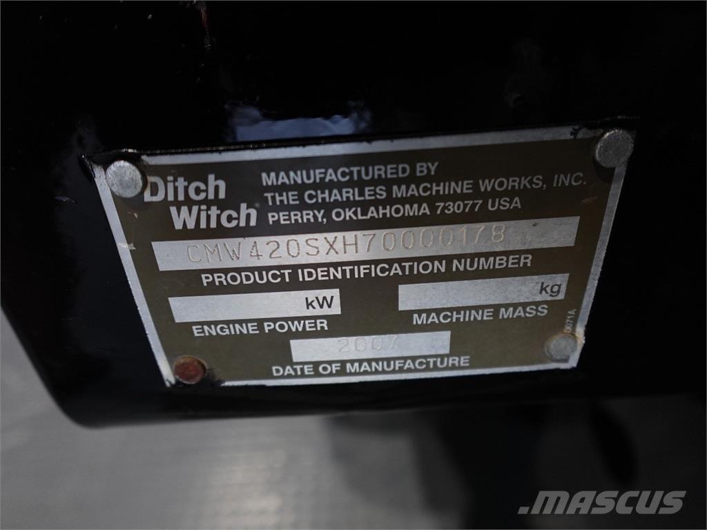 Ditch Witch 420SX Kanal kazma makinasi