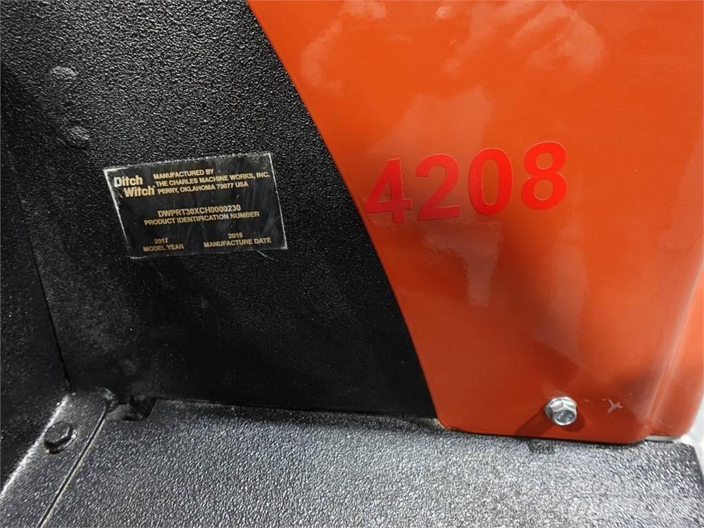 Ditch Witch RT30 Kanal kazma makinasi