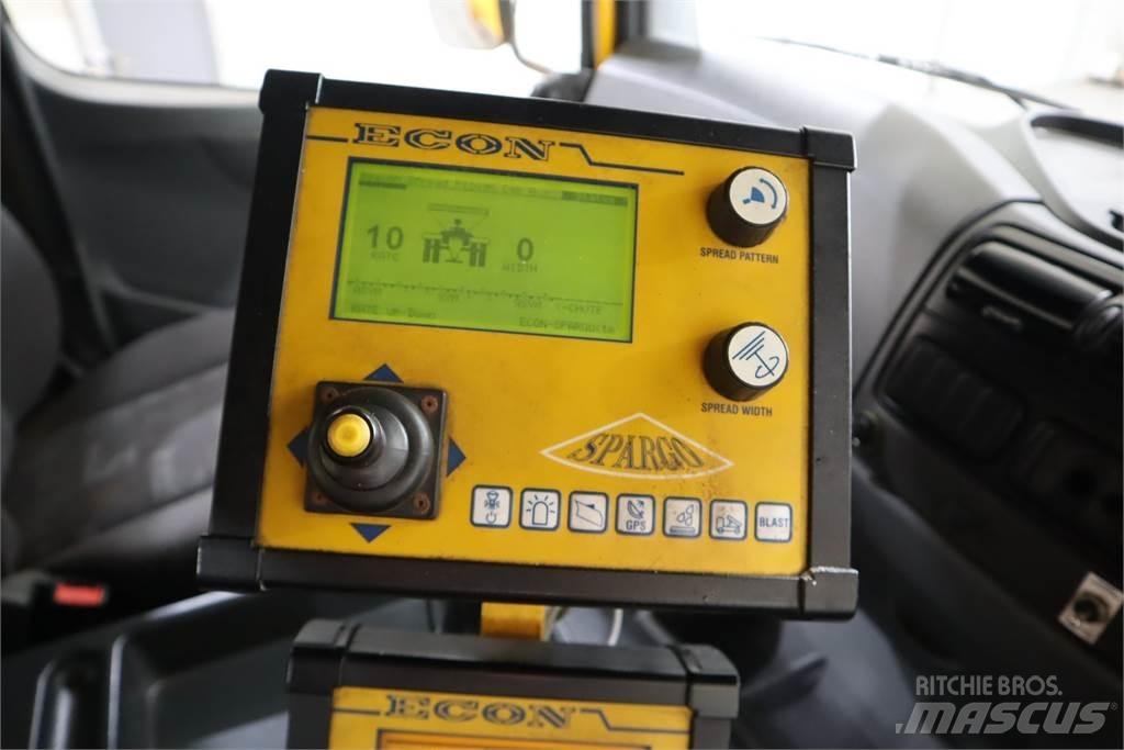 Mercedes-Benz AXOR 2629 Tuzlama araçları
