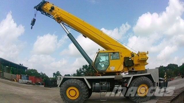 Grove RT 9130E-2 Arazi Tipi Vinçler (RT)