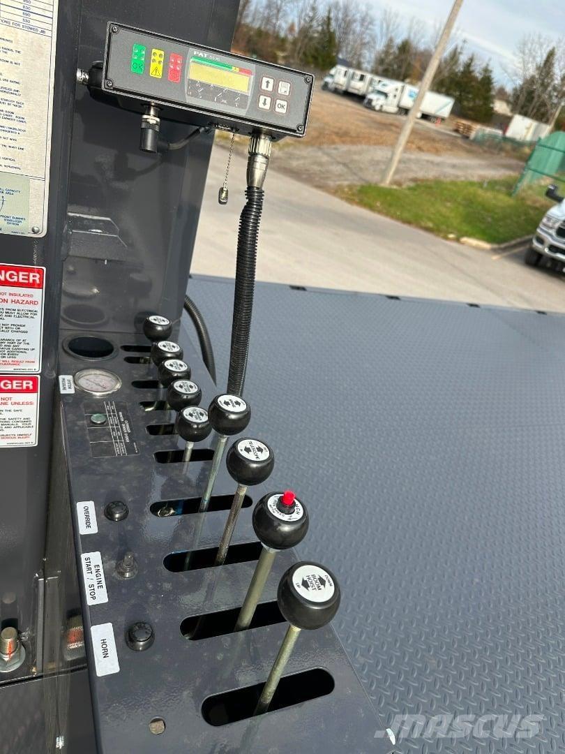 Manitex 26101 C Araç üzeri vinçler