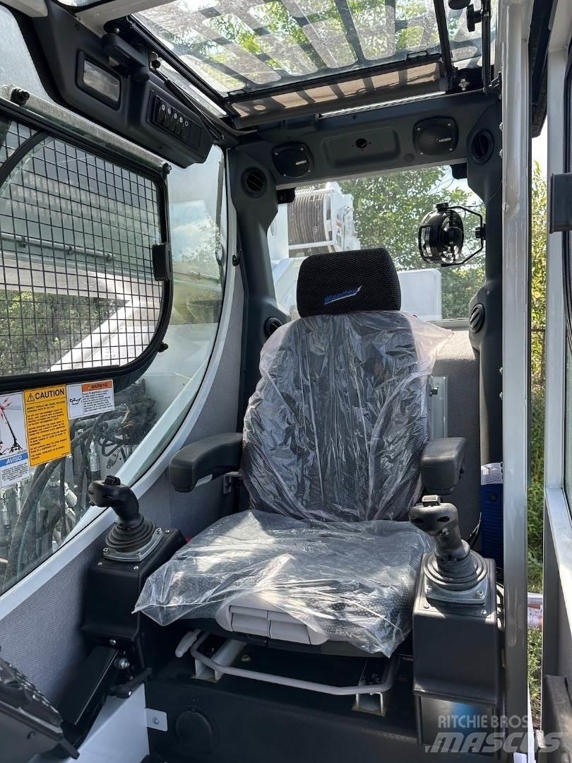 Manitex 50128SHL Araç üzeri vinçler