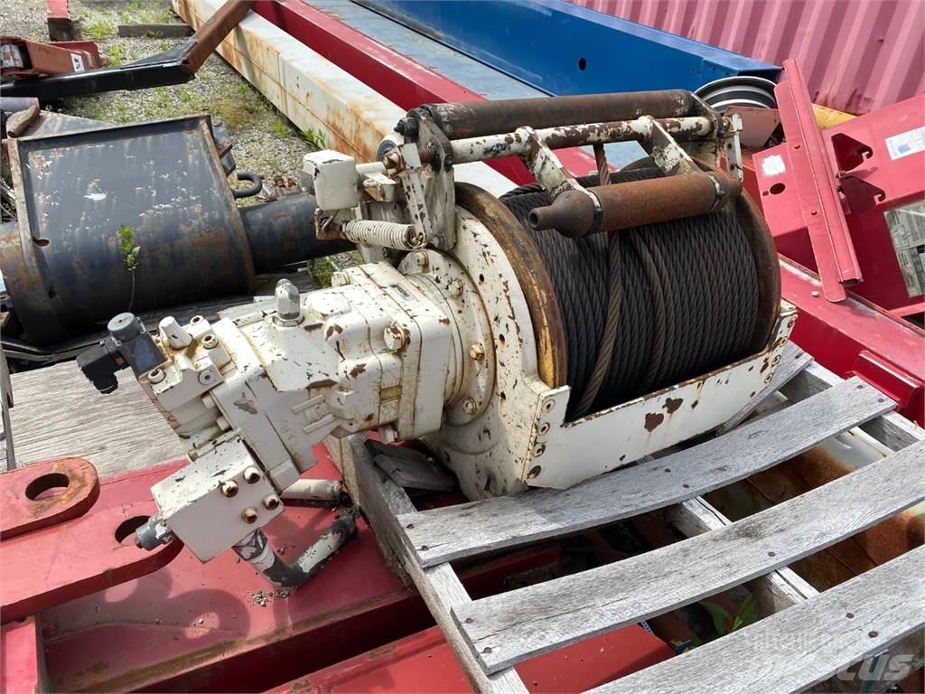 Terex  Dış cephe asansörleri