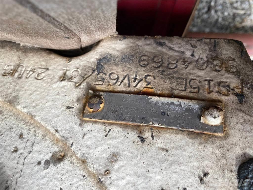 Terex  Dış cephe asansörleri