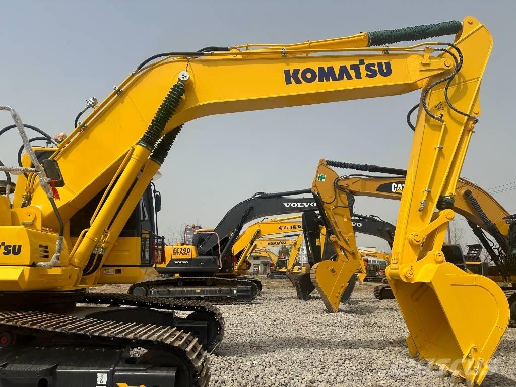 Komatsu PC 240 Paletli ekskavatörler