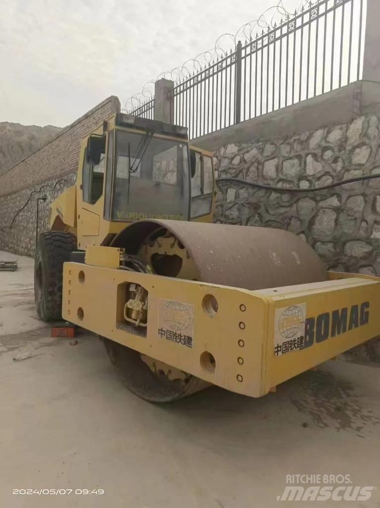 Bomag bw225d-3 Tek tamburlu silindirler