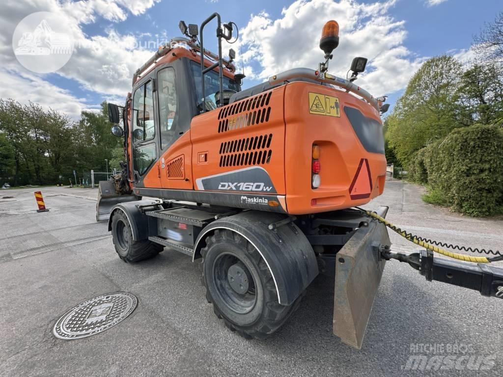 Doosan DX 160 W Lastik tekerli ekskavatörler