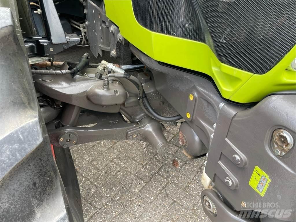 CLAAS Arion 650 Traktörler