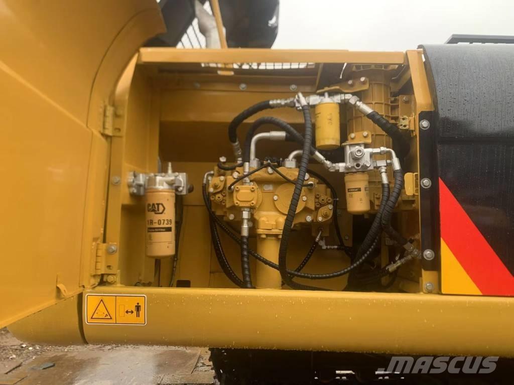 CAT 329 D Paletli ekskavatörler