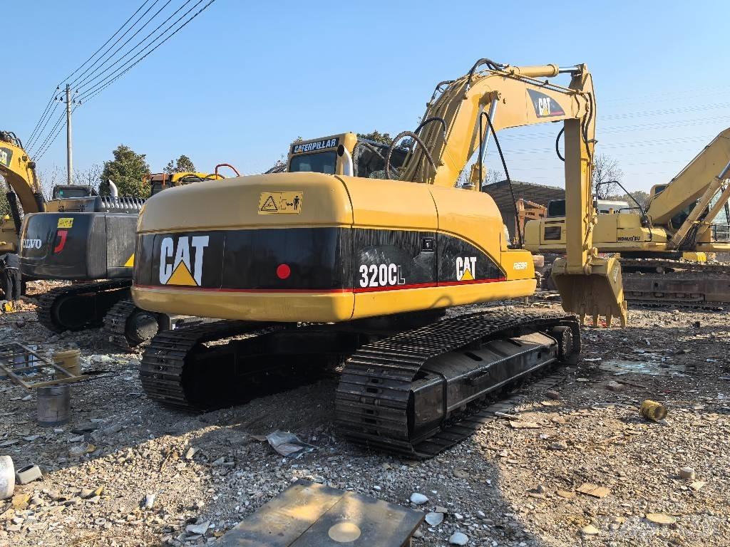 CAT 320 Paletli ekskavatörler