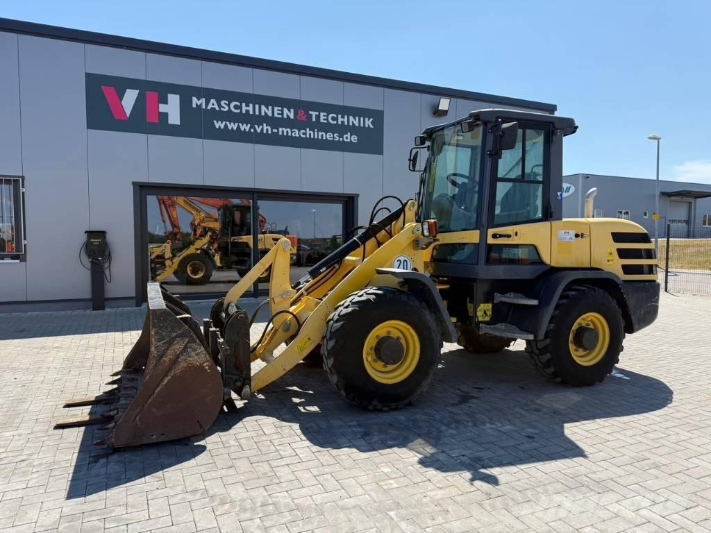 Yanmar V 80 Tekerlekli yükleyiciler