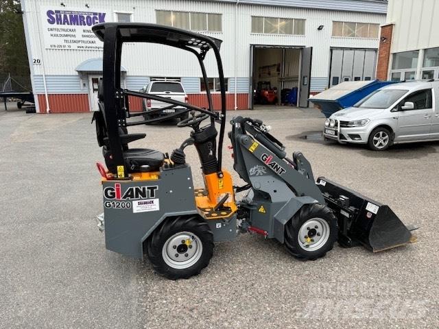 GiANT G 1200 Mini yükleyiciler