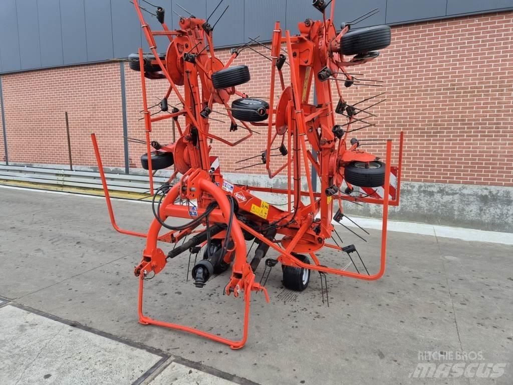 Kuhn 8702 Kombine tirmiklar