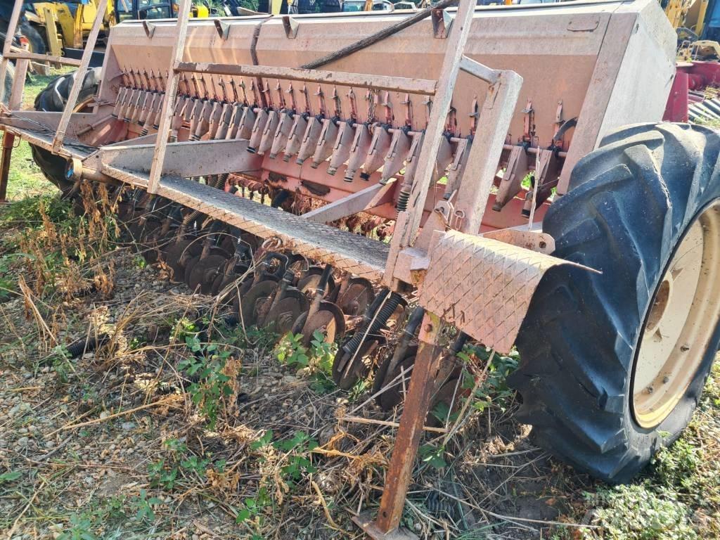 Kuhn 4M Kombine hububat mibzerleri