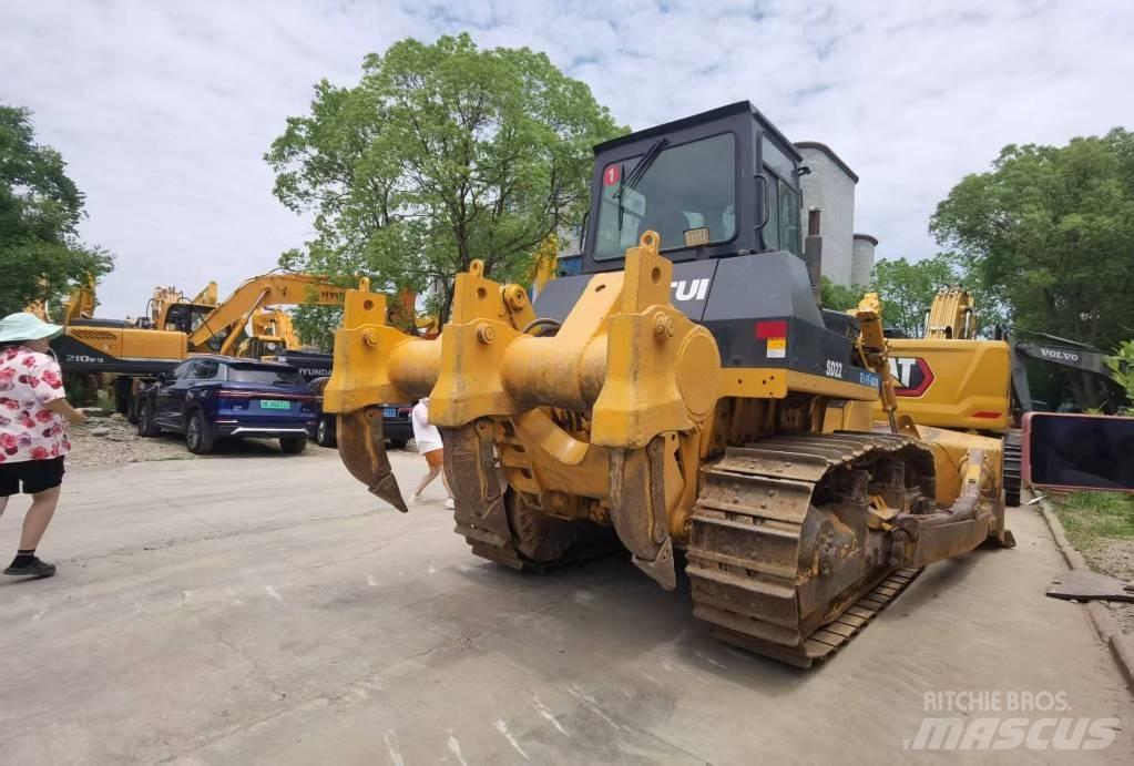 Shantui SD 22 Paletli dozerler