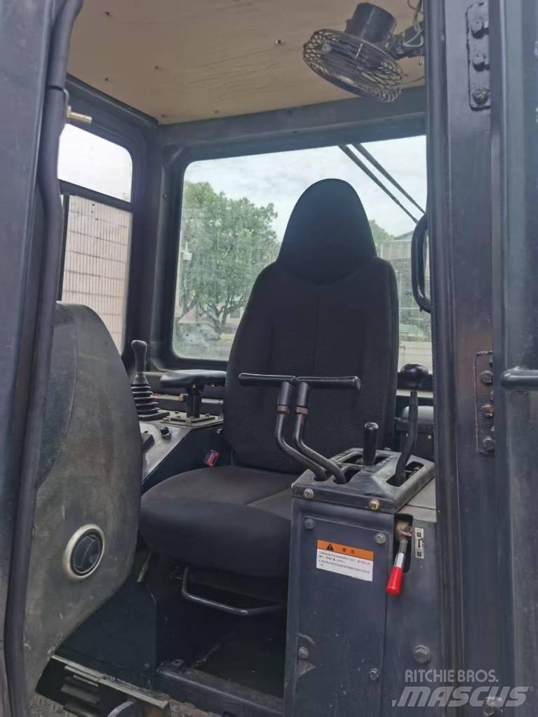 Shantui SD 22 Paletli dozerler