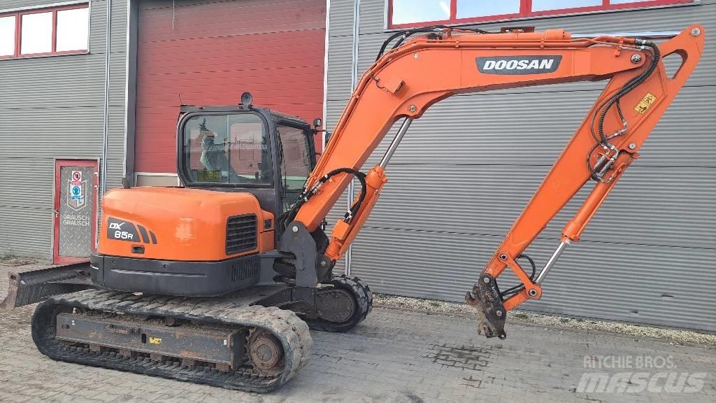 Doosan DX 85 R-3 Midi ekskavatörler 7 - 12 t