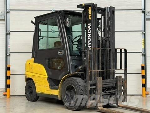 Hyundai 30D-9 Dizel forkliftler