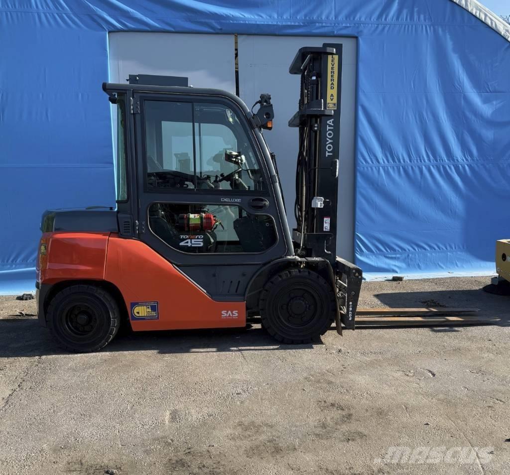 Toyota truck 8 FD40N Dizel forkliftler