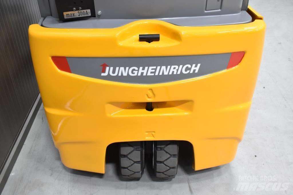 Jungheinrich EFG 220 Elektrikli forkliftler