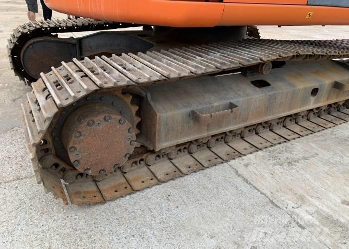 Hitachi ZX 125 Paletli ekskavatörler