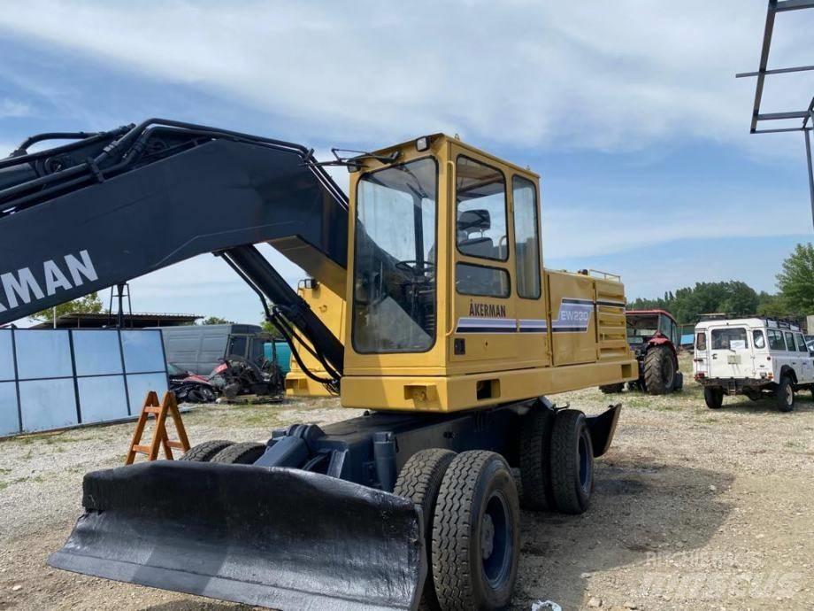 Volvo AKERMAN EW-230 Lastik tekerli ekskavatörler