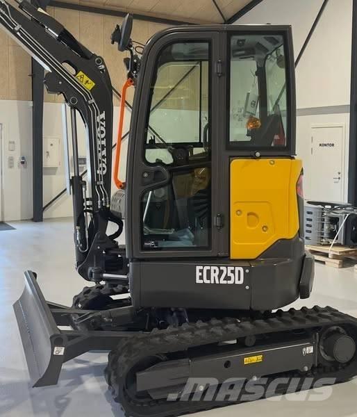 Volvo ECR 25 D Mini ekskavatörler, 7 tona dek