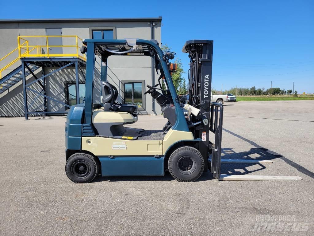 Toyota 8 FB 25 Elektrikli forkliftler
