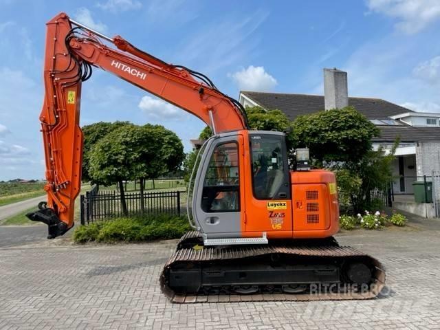Hitachi ZX 135 US Paletli ekskavatörler