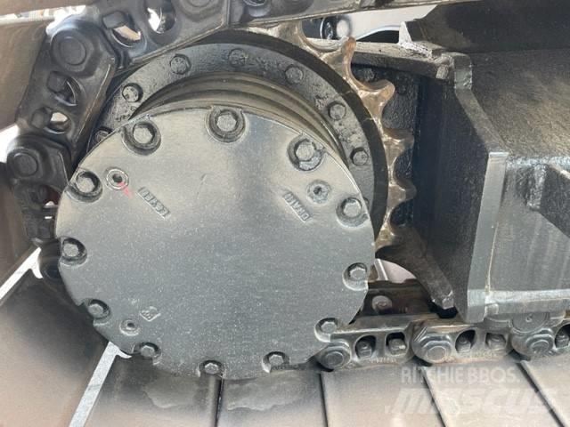 Hitachi ZX 135 US Paletli ekskavatörler