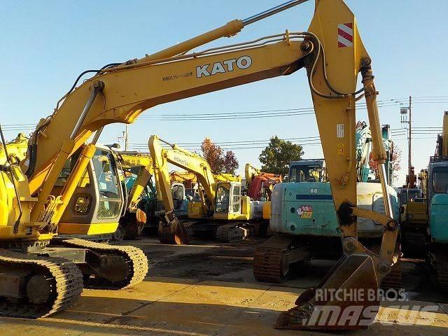 Kato HD823MR-6 Paletli ekskavatörler
