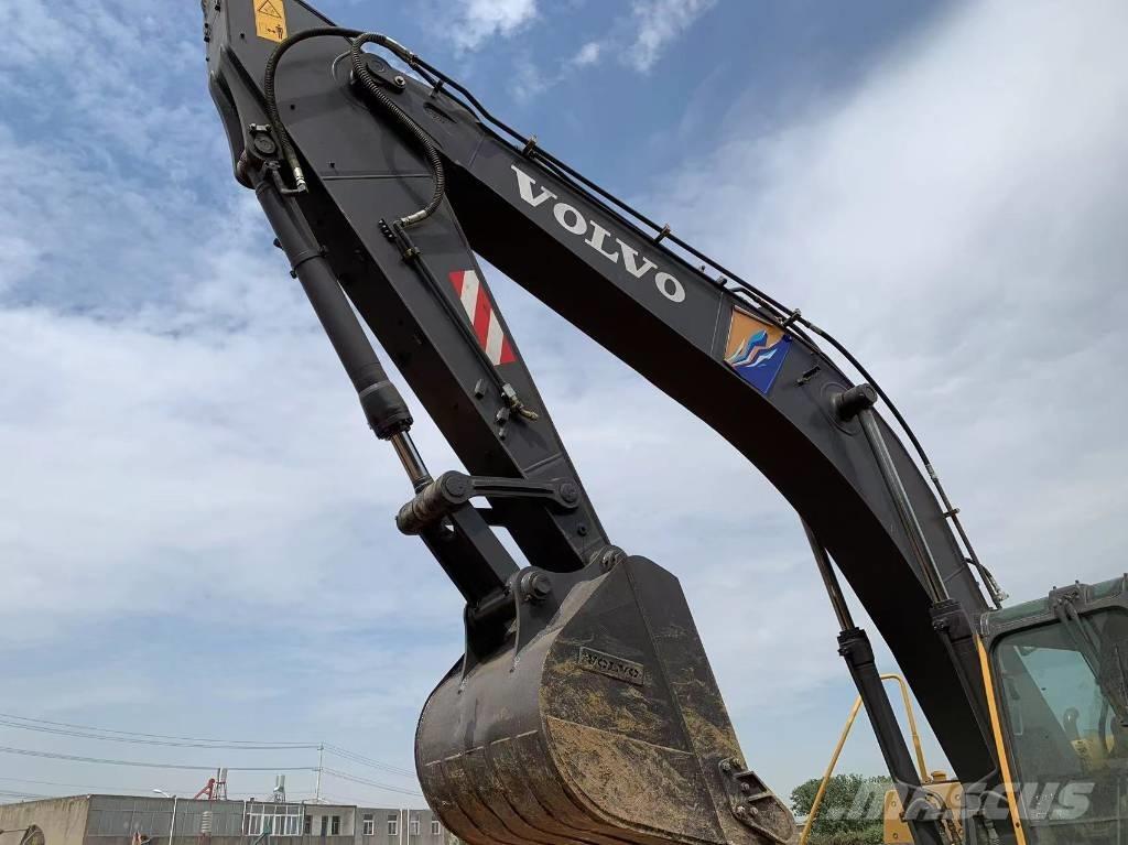 Volvo EC 290 B Paletli ekskavatörler