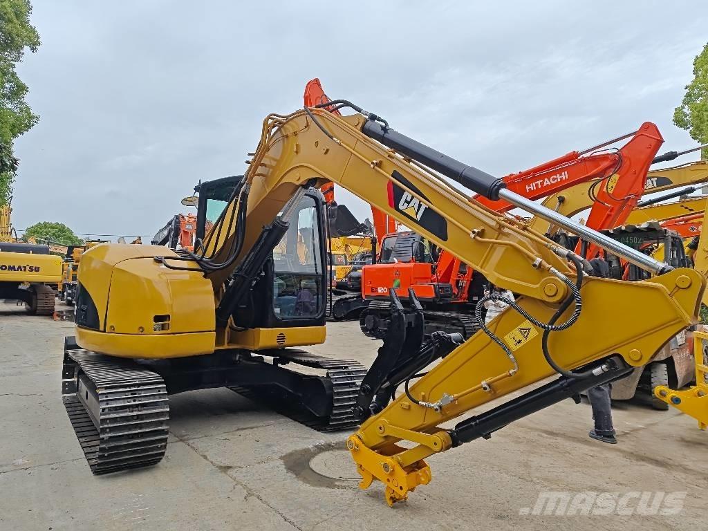 CAT 308 E Paletli ekskavatörler